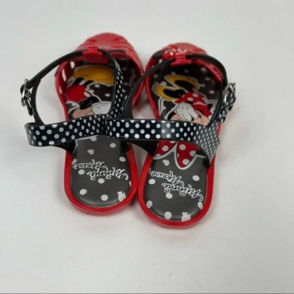 Grendene Kids Red Minnie Mickey Mouse Closed Toe Jelly Sandals Size 4 Youth - Picture 3 of 10
